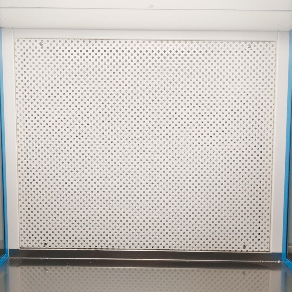 Benchtop horizontal laminar flowhood (2)