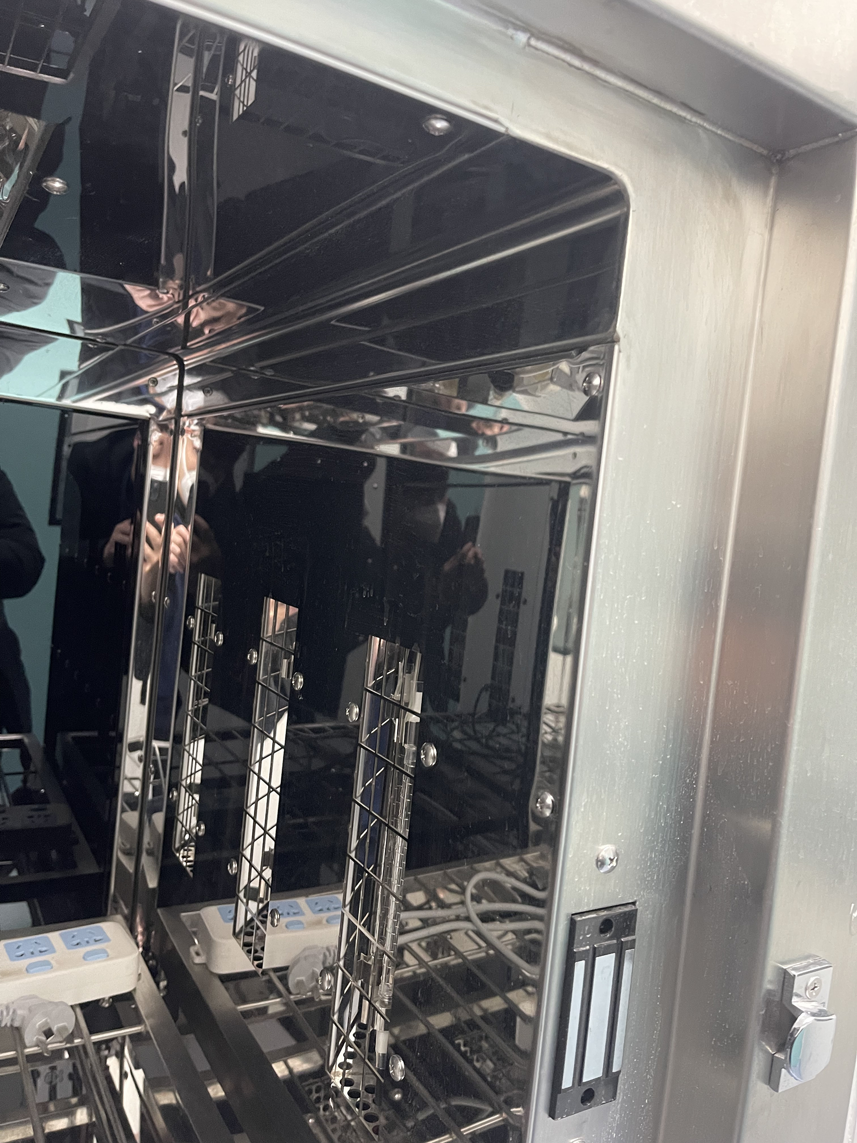 Xenon Light Pass Box (2)